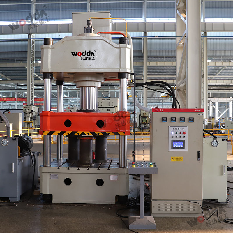 315噸拉伸液壓機(jī) 315噸拉伸液壓機(jī)