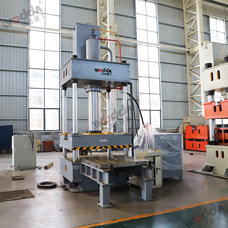 200噸四柱拉伸液壓機帶移動工作臺 200噸四柱拉伸液壓機帶移動工作臺