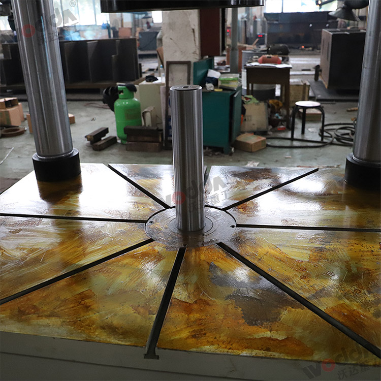 315噸封頭液壓機(jī)上頂缸 315噸封頭液壓機(jī)上頂缸