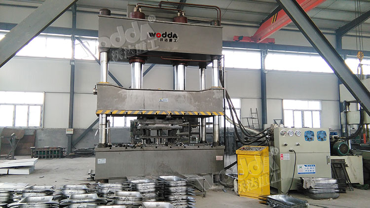 不銹鋼水槽拉伸液壓機(jī) 不銹鋼水槽拉伸液壓機(jī)