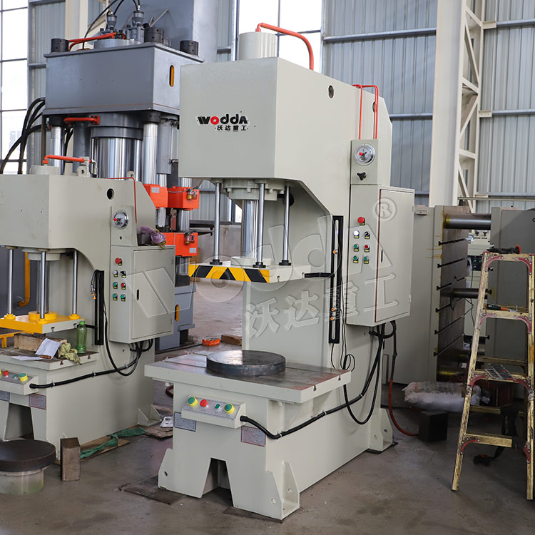 50噸單柱液壓機 50噸單柱液壓機