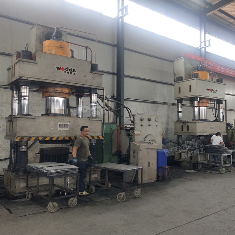 不銹鋼地溝蓋板拉伸液壓機 不銹鋼地溝蓋板拉伸液壓機