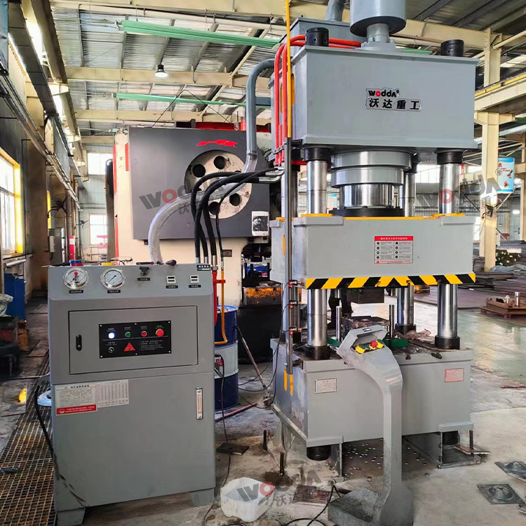 315噸錨桿托盤(pán)液壓機(jī)