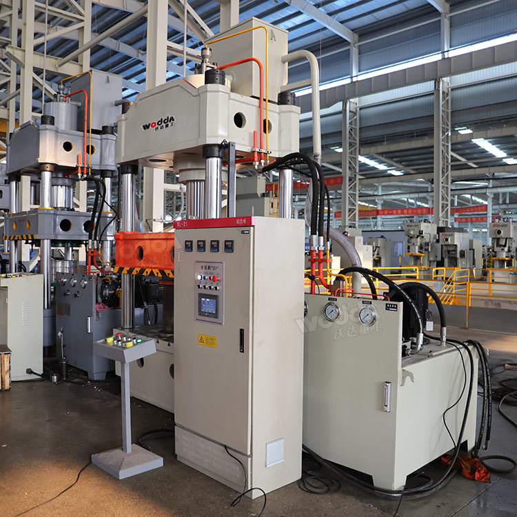 315噸伺服四柱液壓機(jī) 315噸伺服四柱液壓機(jī)